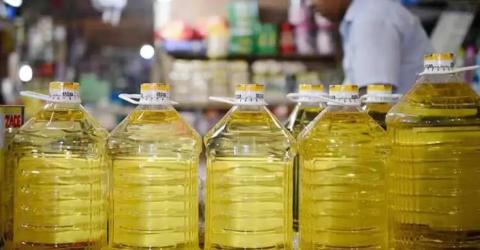 বোতলজাত সয়াবিন তেলের দাম বাড়াল সরকার