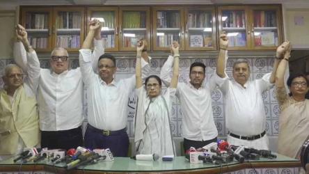 ভোটে হারিনি, পদত্যাগ কেন করব: মমতা