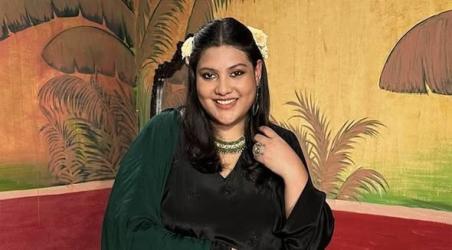 কারিনা কায়সারের জন্য আসছে এয়ার অ্যাম্বুল্যান্স, নেওয়া হবে ভারতে