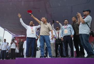 জনগনের টাকা আর বিদেশে পাচার হতে দেবো না: শ্রীমঙ্গলে প্রধানমন্ত্রী
