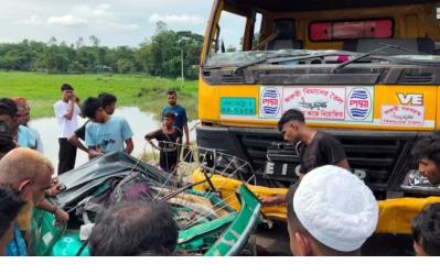 সিলেটে তেলবাহী লরির সঙ্গে সংঘর্ষে অটোরিকশার ৪ যাত্রী নিহত
