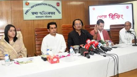 দেশে সারের সংকট নেই, মজুত ১৩ লাখ ৬৫ হাজার টন: প্রধানমন্ত্রীর তথ্য উপদেষ্টা