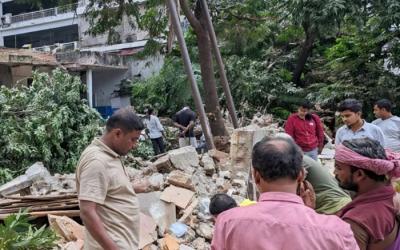 স্বাস্থ্যকেন্দ্র গুঁড়িয়ে দেওয়ার ঘটনায় পর শাহ আলী থানার ওসি প্রত্যাহার
