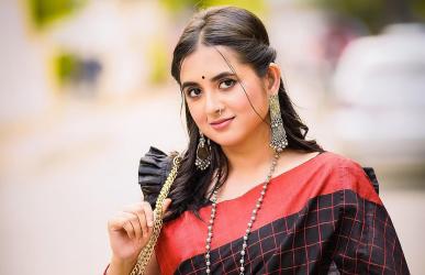 চতুর্থ মাসের কেমোথেরাপি চলছে, লাইভে আরও যা জানালেন তানিয়া বৃষ্টি