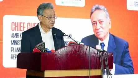 দেশের অর্থনীতি একাধিক চ্যালেঞ্জের মধ্য দিয়ে যাচ্ছে : অর্থমন্ত্রী