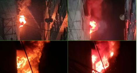 চকবাজার মার্কেটের আগুন ছড়াল পাশের ভবনেও, নিয়ন্ত্রণে ১০ ইউনিট